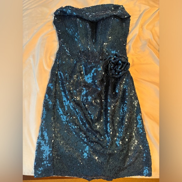 Blue sequin mini/homecoming dress - Picture 1 of 4